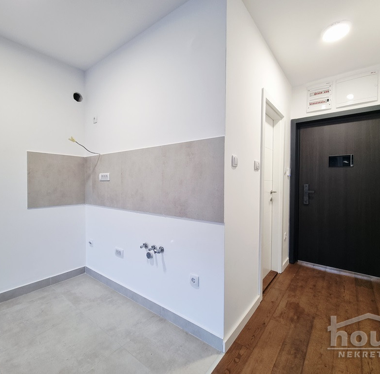 Stan Prodaja Novi Sad  25 m2