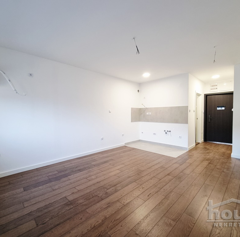 Stan Prodaja Novi Sad  25 m2