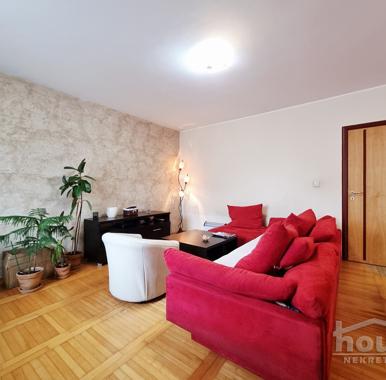 Stan Prodaja Novi Sad  120 m2