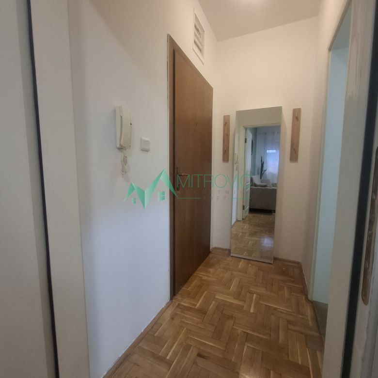 Stan Prodaja Novi Sad  29 m2