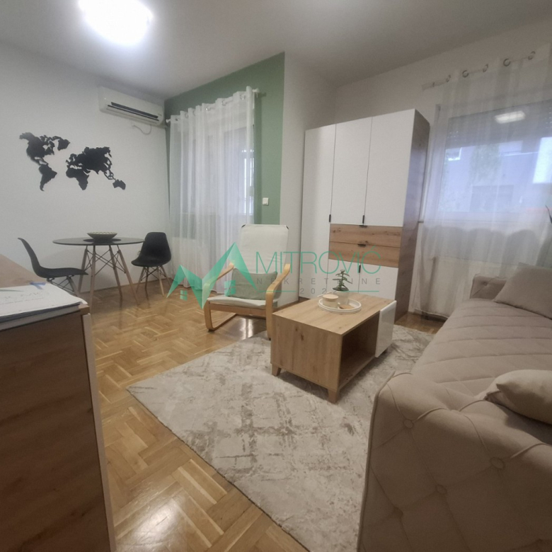 Stan Prodaja Novi Sad  29 m2