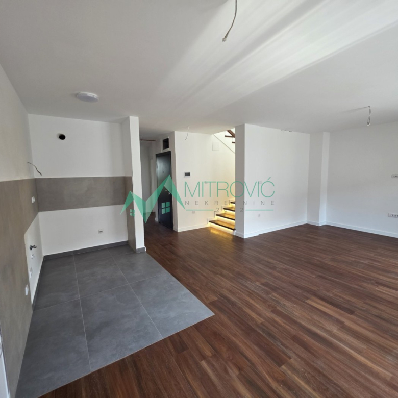 Stan Prodaja Novi Sad  136 m2
