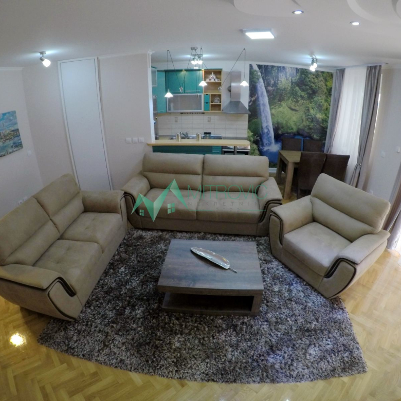 Stan Prodaja Novi Sad  124 m2