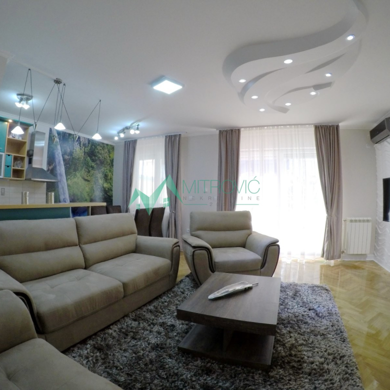 Stan Prodaja Novi Sad  124 m2