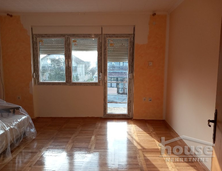 Kuća Prodaja Novi Sad  320 m2