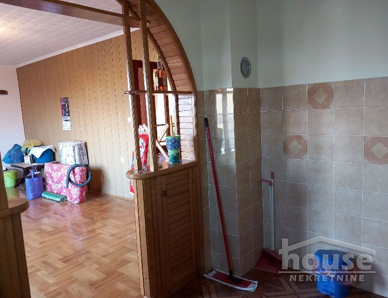Kuća Prodaja Novi Sad  320 m2