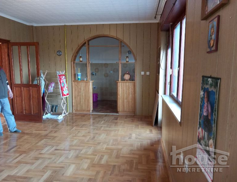 Kuća Prodaja Novi Sad  320 m2