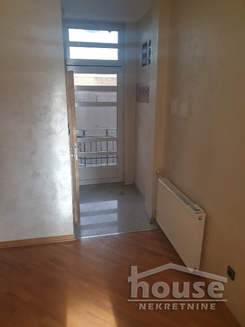 Stan Prodaja Novi Sad  100 m2