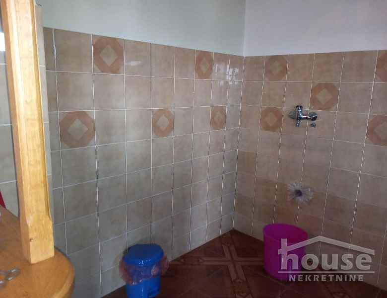 Kuća Prodaja Novi Sad  320 m2