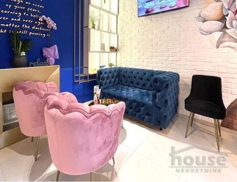 Lokal Prodaja Novi Sad  250 m2