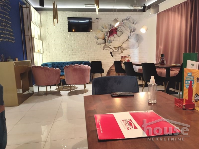 10-8 Lokal na prodaju, Centar, Sremski Karlovci, 250m², 257.500 €