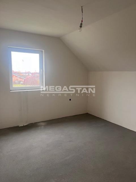 108092258-1-20241129163110 Kuća na prodaju, Ugrinovci, Beograd, 114m², 150.000 €