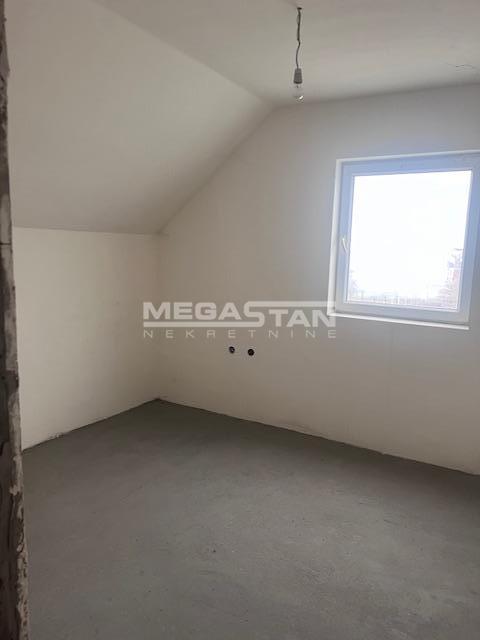 108092258-7-20241129163110 Kuća na prodaju, Ugrinovci, Beograd, 114m², 150.000 €
