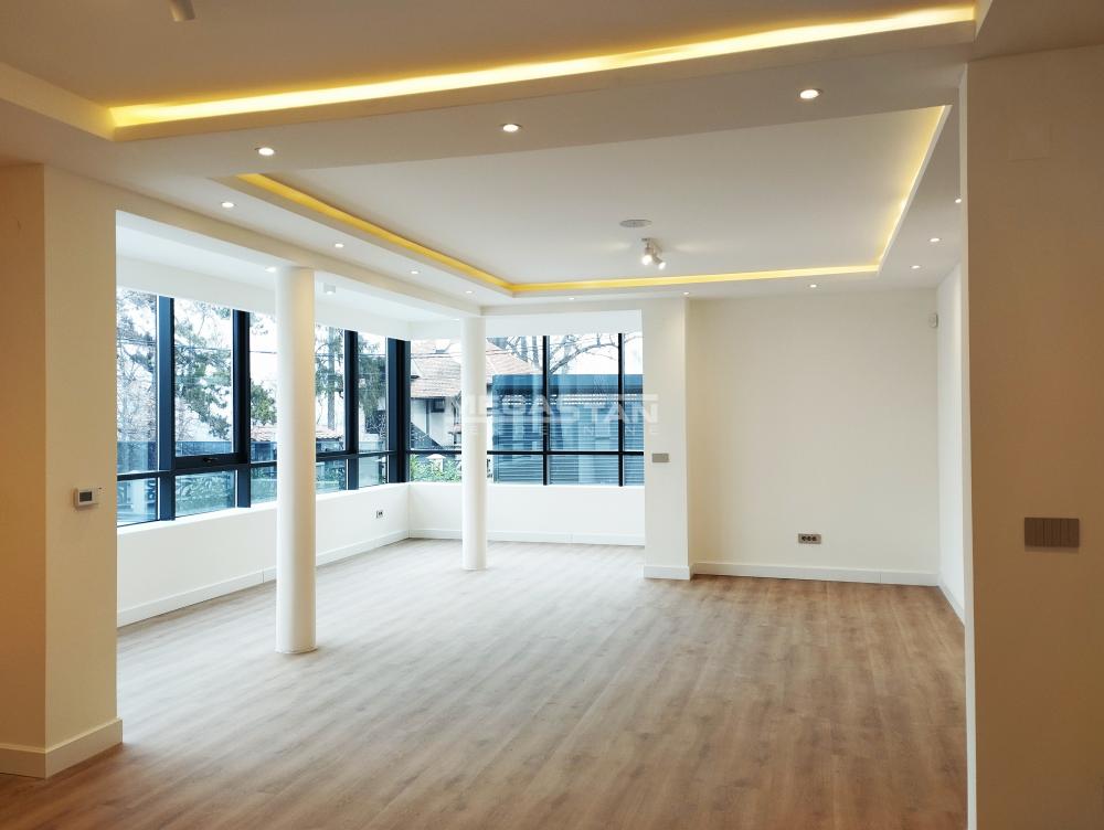 Četvorosoban stan za izdavanje, Senjak, Beograd, 156m², 4.500 €/mes