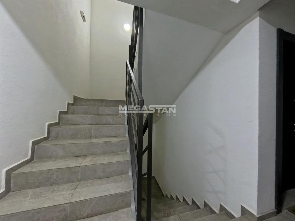108093774-5-20250402085537 Jednoiposoban stan na prodaju, Krnjača, Beograd, 47m², 113.000 €