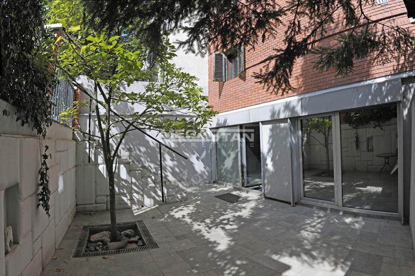 Lokal Izdavanje Beograd Lokal Izdavanje Beograd Južni Bulevar 48 m2