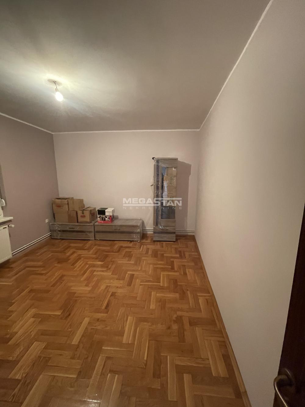 108098395-3-20260304151739 Kuća na prodaju, Centar, Zrenjanin, 363m², 190.000 €