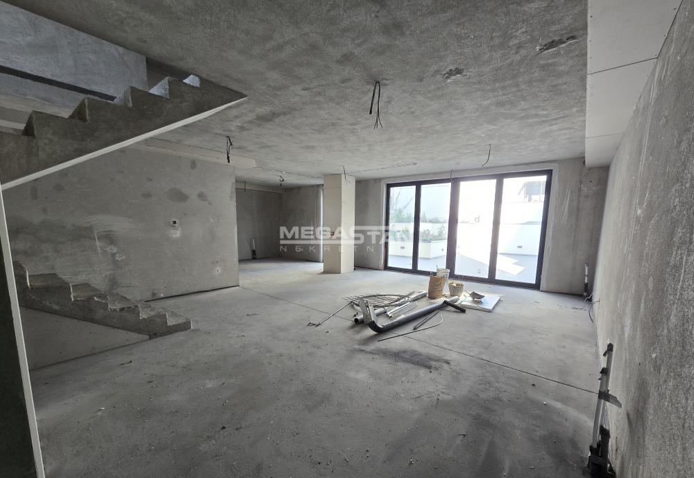 Lokal za izdavanje, Šumice, Beograd, 245m², 3.500 €/mes