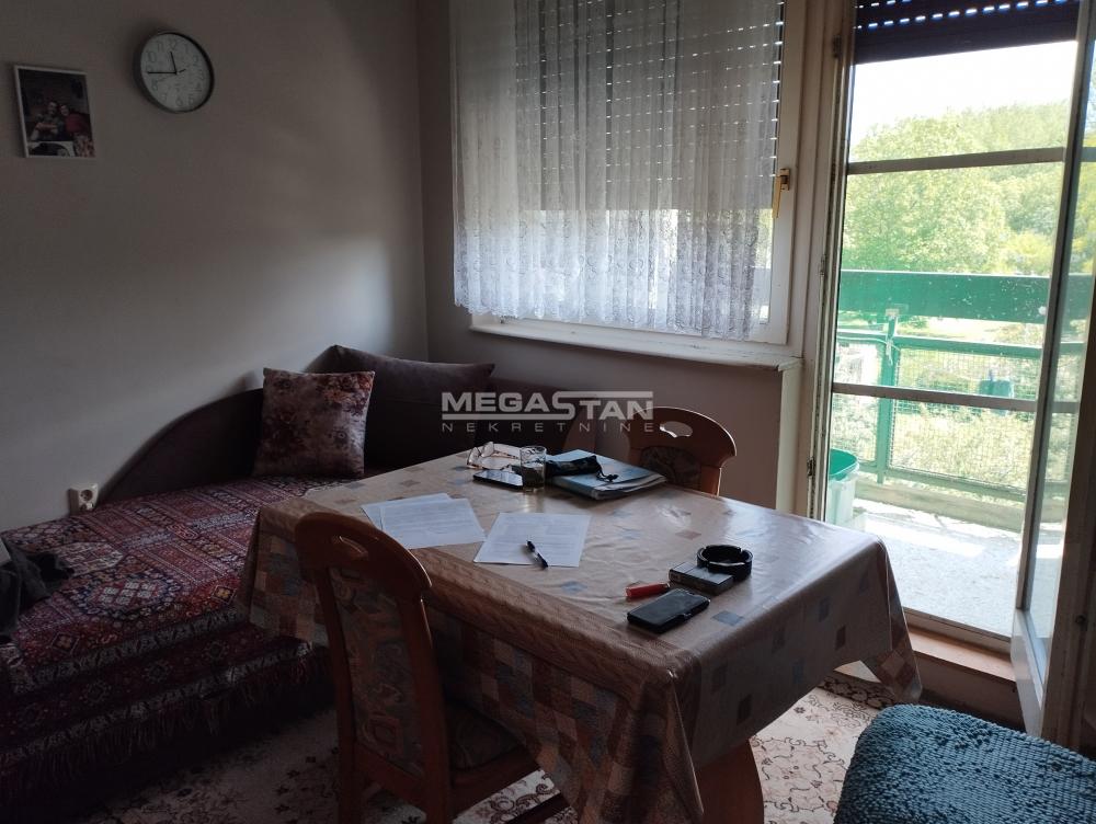 108099195-9-20260505184808 Trosoban stan na prodaju, Padinska Skela, Beograd, 70m², 69.000 €