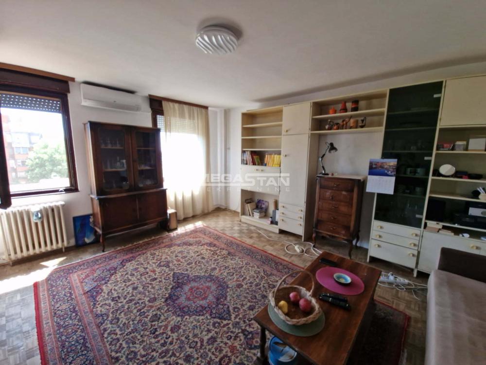 Stan Prodaja Beograd Julino Brdo 84 m2