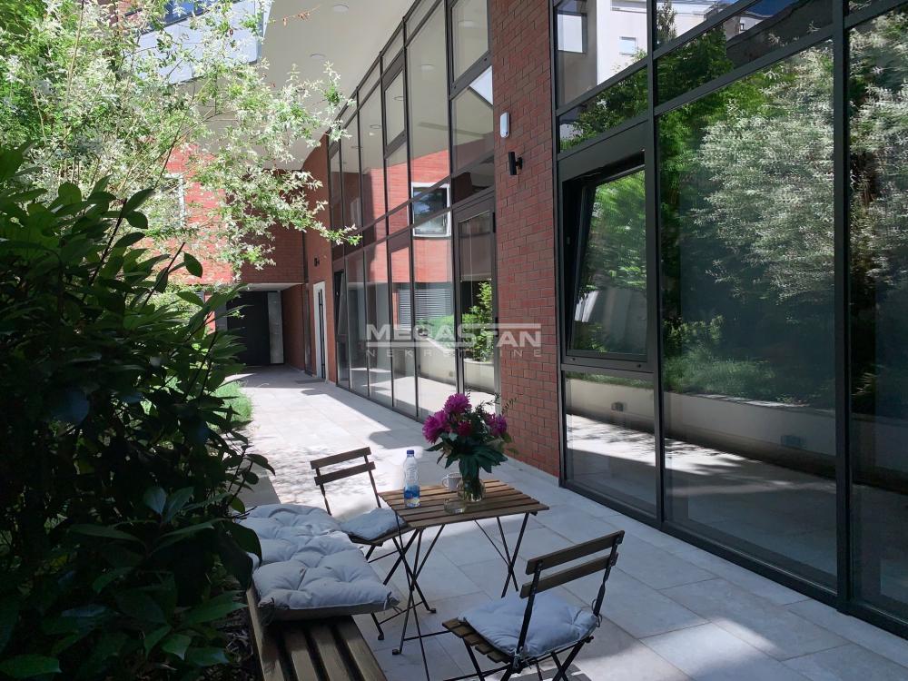 Lokal Prodaja Beograd Lokal Prodaja Beograd Crveni Krst 143 m2