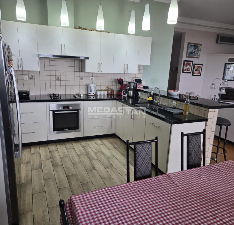 Kuća Prodaja Beograd Višnjička Banja 414 m2