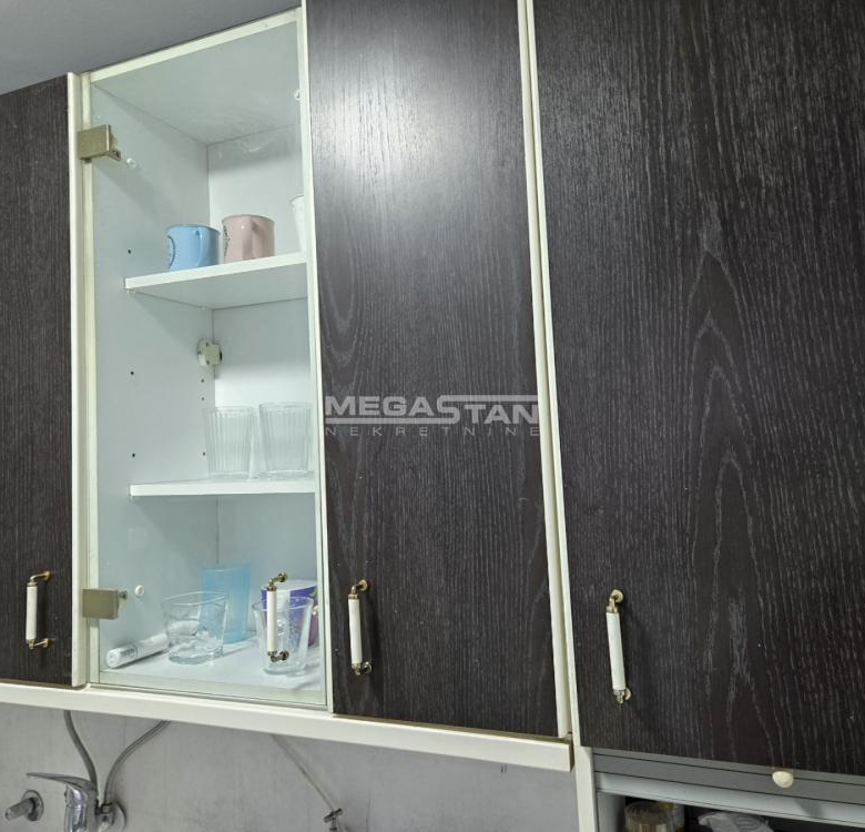 Stan Prodaja Beograd Blok 72 65 m2