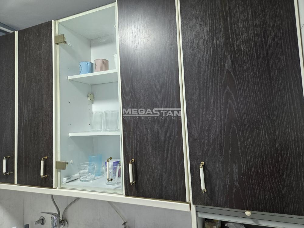 Stan Prodaja Beograd Blok 72 65 m2