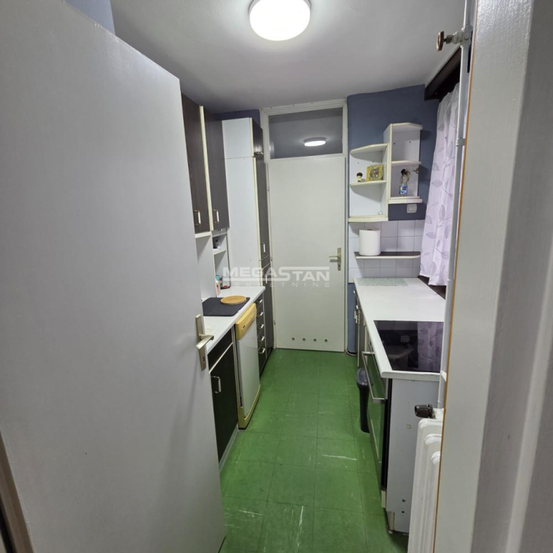 Stan Prodaja Beograd Blok 72 65 m2