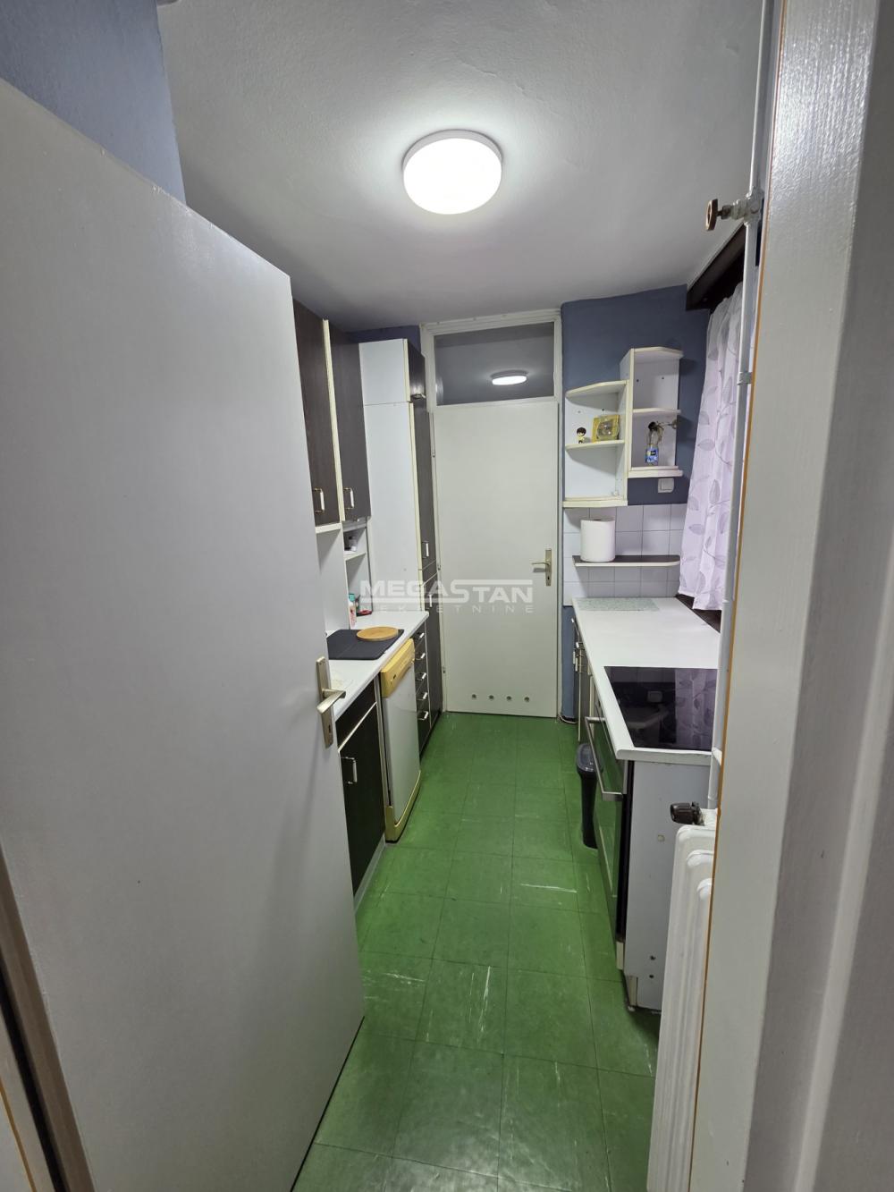 Stan Prodaja Beograd Blok 72 65 m2