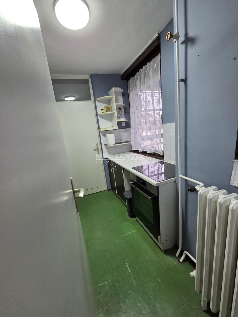Stan Prodaja Beograd Blok 72 65 m2