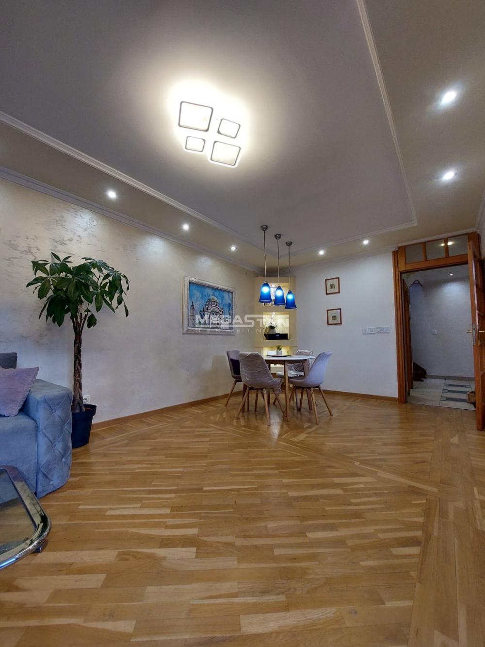 Stan Prodaja Beograd Centar (Vračar) 96 m2