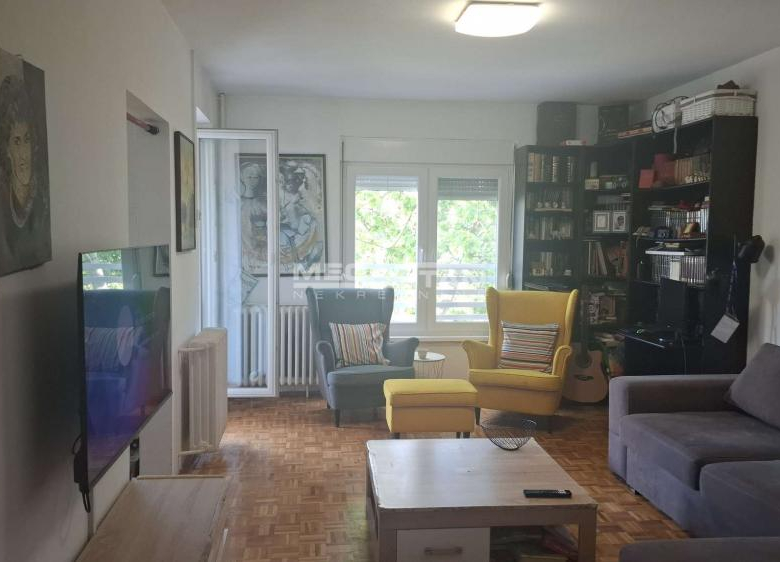 Stan Prodaja Beograd Bežanijska Kosa 2 71 m2