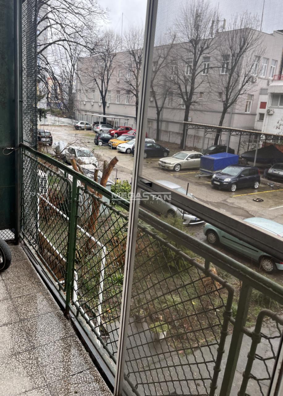 Stan Izdavanje Beograd Stan Izdavanje Beograd Autokomanda 105 m2