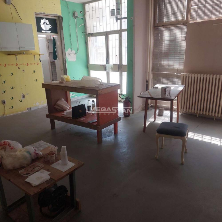 Lokal Izdavanje Beograd Blok 63 38 m2
