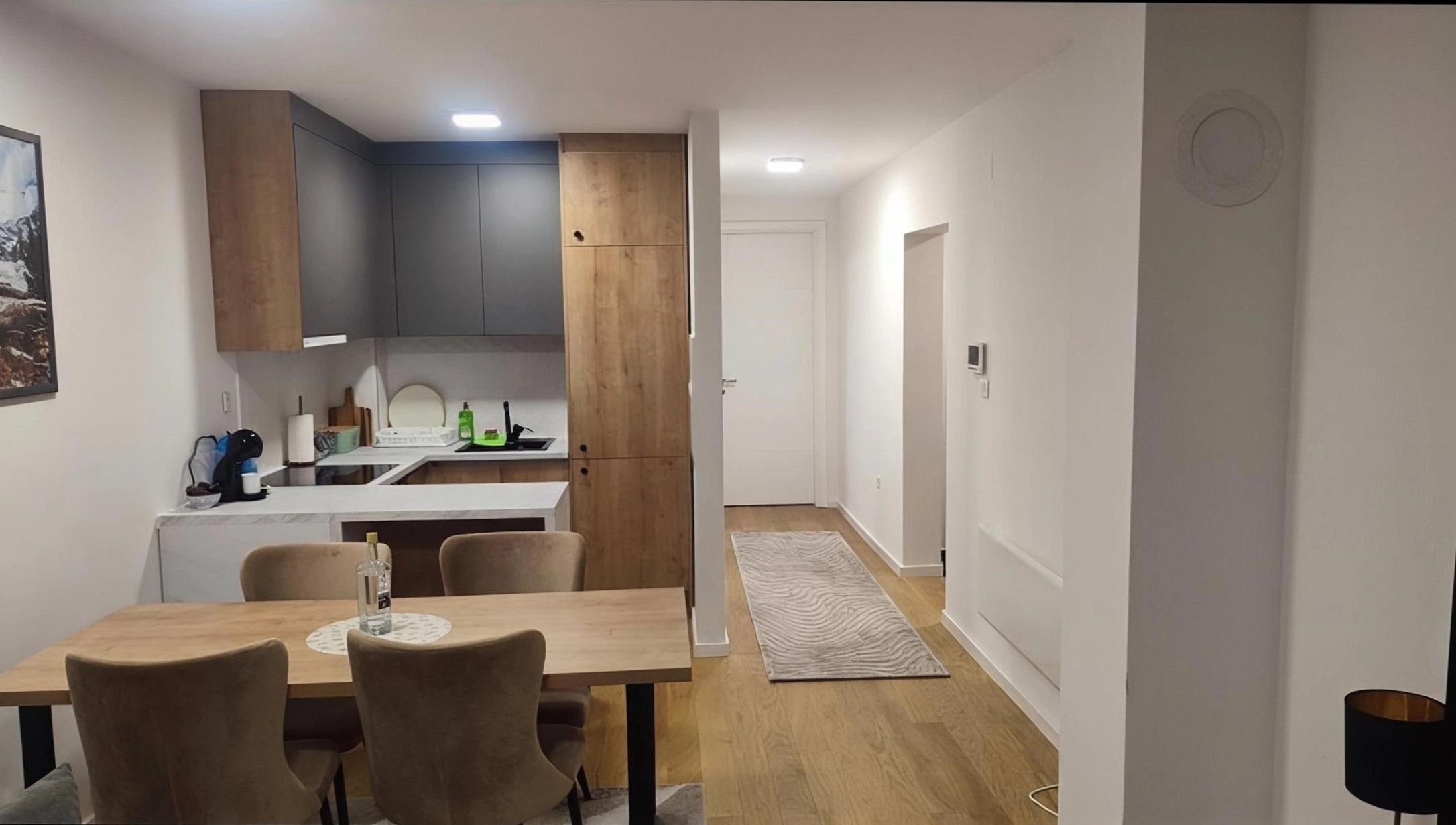 112 Jahorina, Snježna dolina- HITNA prodaja,54m2, opremljen, uknjižen