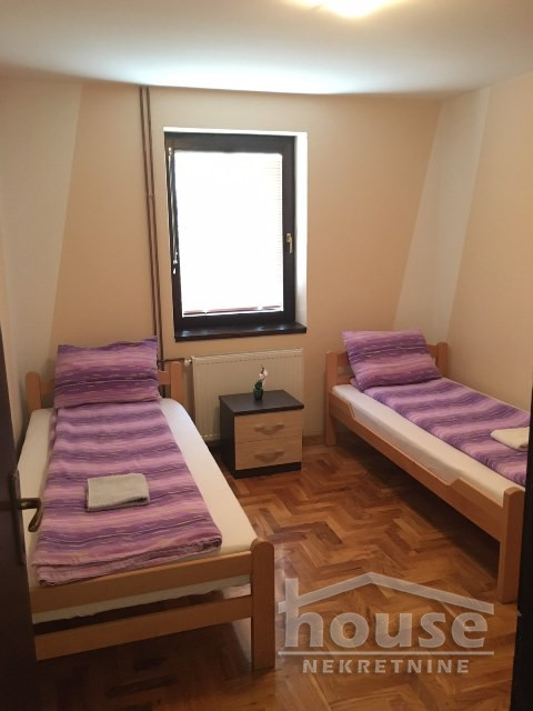 Kuća Prodaja Novi Sad  217 m2