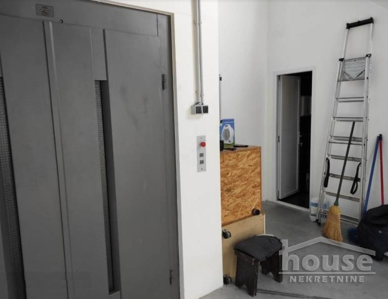 Lokal Prodaja Novi Sad  1800 m2