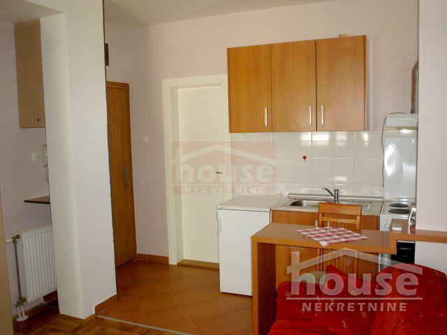 Stan Izdavanje Novi Sad  23 m2