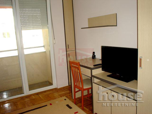 Stan Izdavanje Novi Sad  23 m2