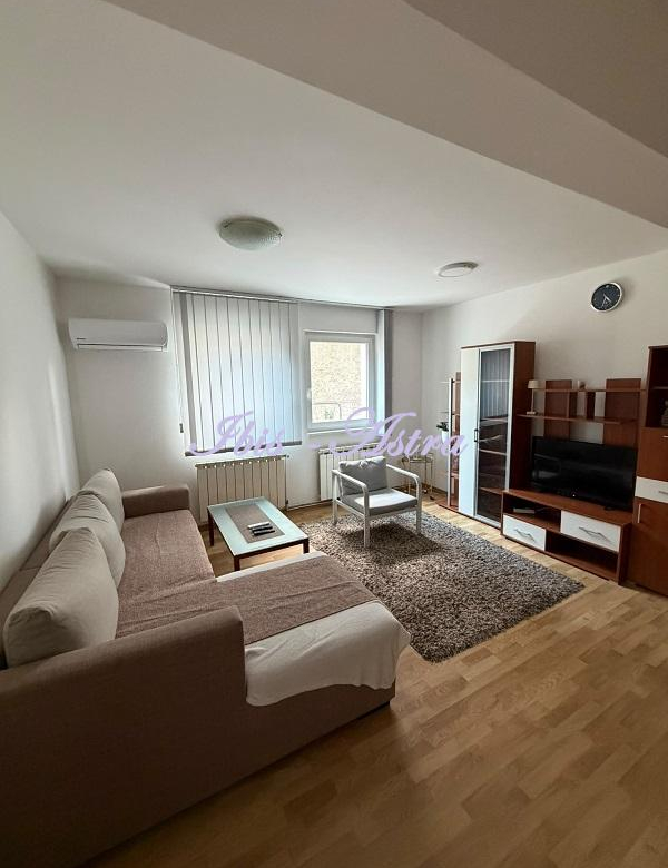 Stan Izdavanje Beograd Karaburma 55 m2