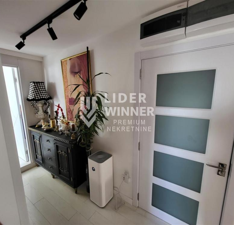 Stan Prodaja Beograd Centar (Savski Venac) 78 m2