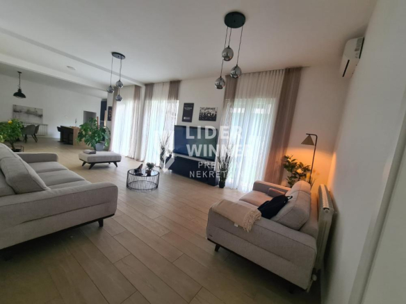 Stan Prodaja Beograd Dedinje 220 m2