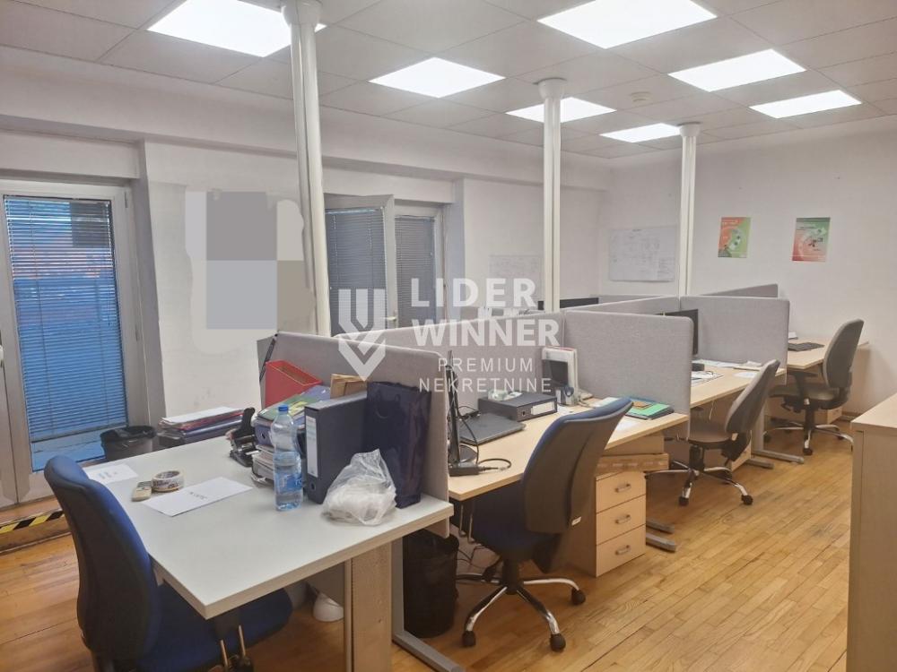 Lokal Izdavanje Beograd Lokal Izdavanje Beograd Politika 400 m2