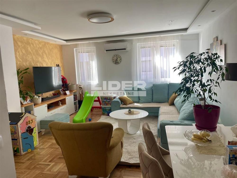 148119979-15-20250731081030 Dvoiposoban stan na prodaju, Zvezdarska Šuma, Beograd, 63m², 189.000 €