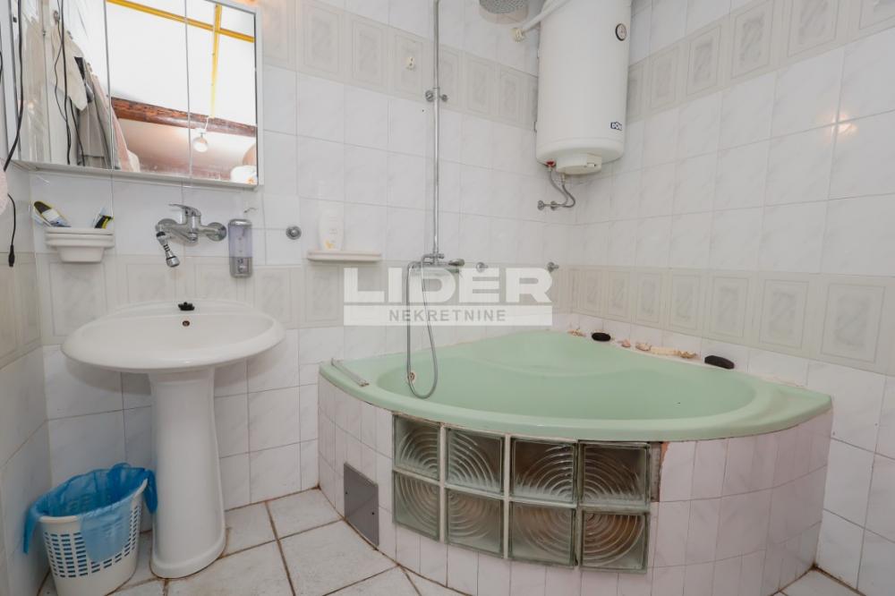 Trosoban stan na prodaju, Dorćol, Beograd, 110m², 4. sprat, 415.000 €