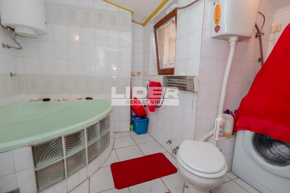 Trosoban stan na prodaju, Dorćol, Beograd, 110m², 4. sprat, 415.000 €