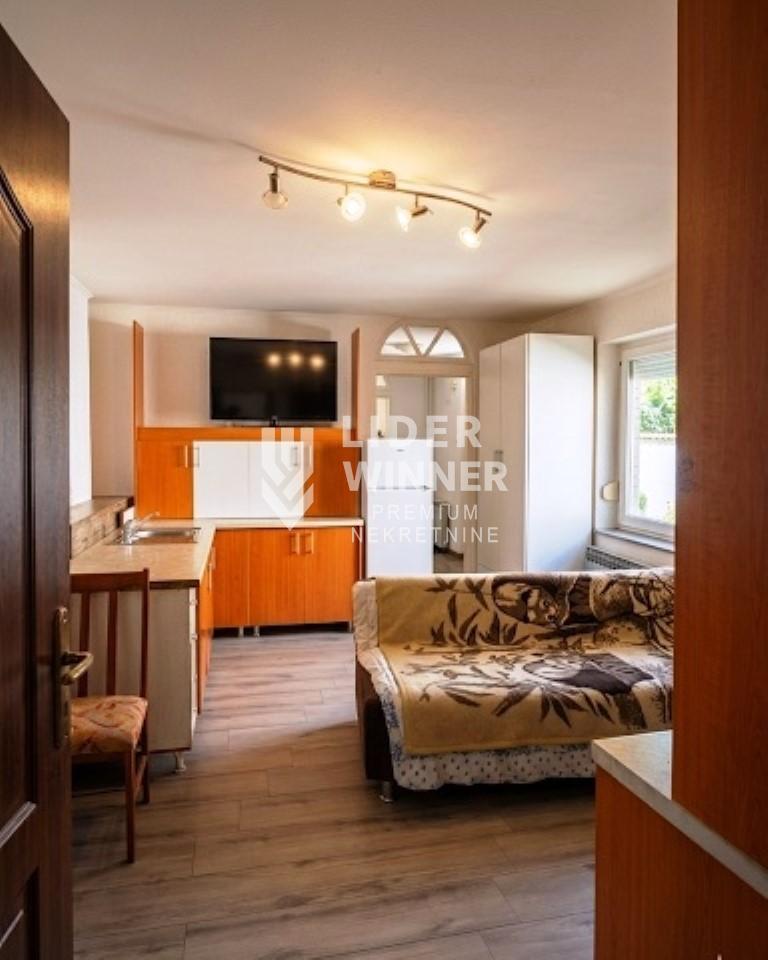 Kuća na prodaju, Bulbulder, Beograd, 121m², 280.000 €