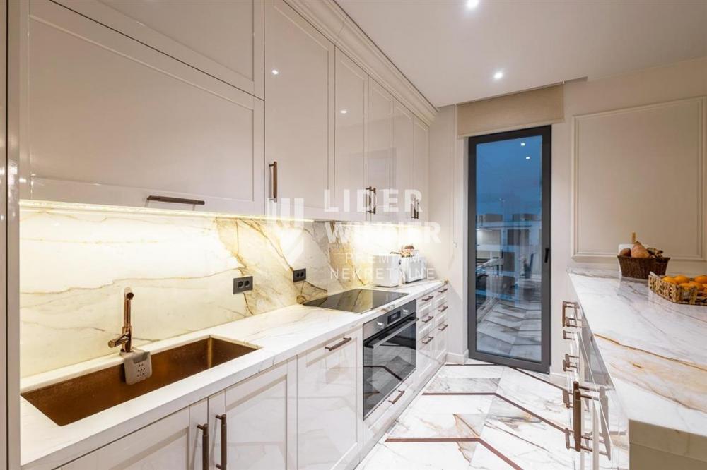 Višesoban stan na prodaju, Dorćol, Beograd, 244m², 1.600.000 €