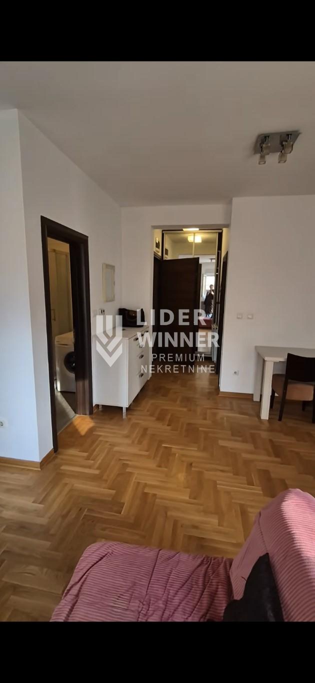 Dvosoban stan na prodaju, Olimp, Beograd, 60m², 154.000 €